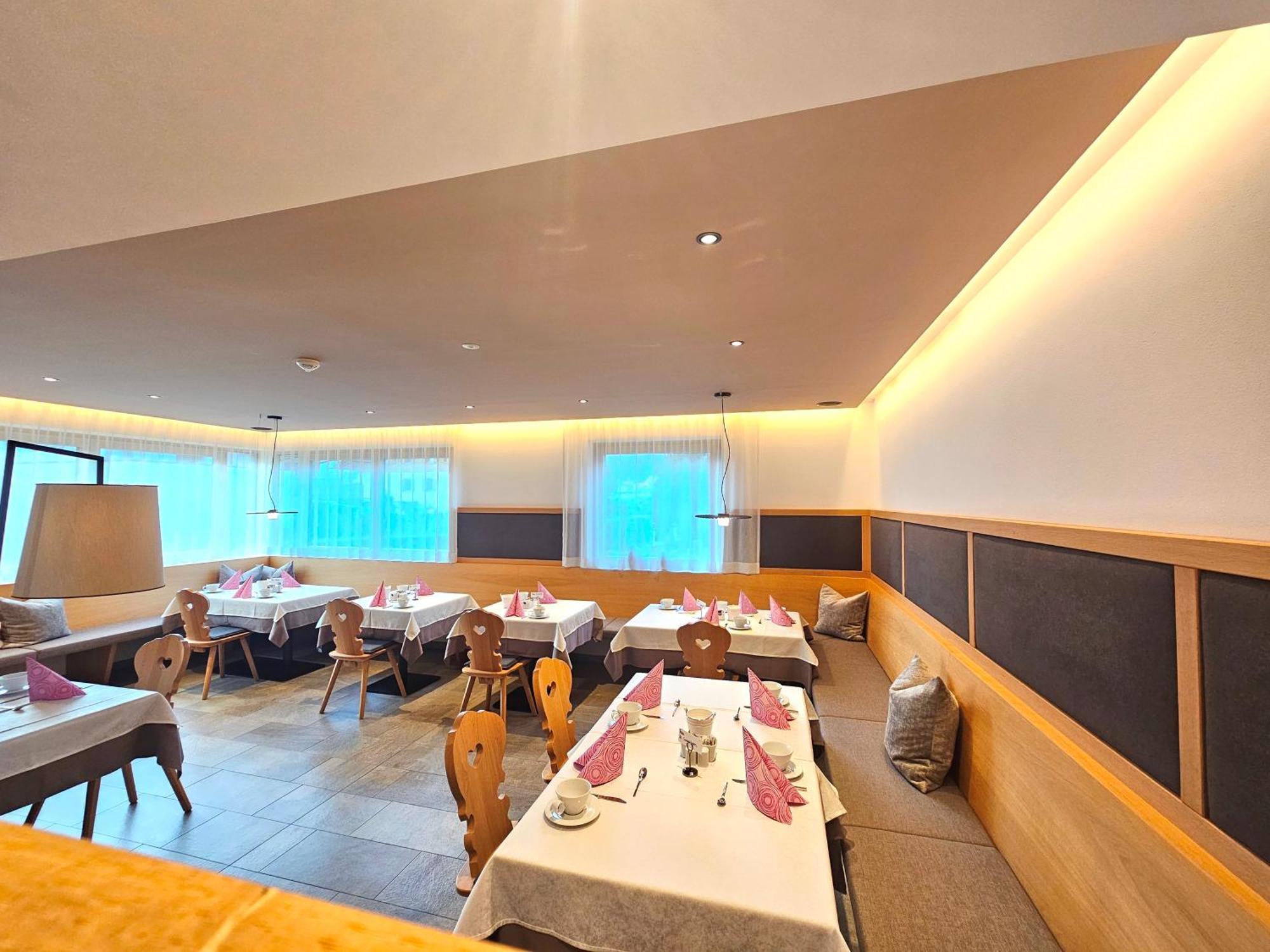 B&B Boutiquehotel Clara 브루니코 외부 사진